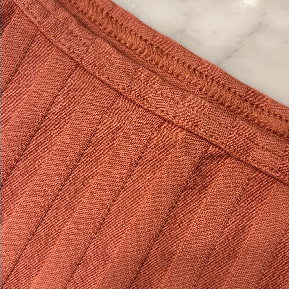 Offline by Aerie OG Groove Crop Top in Tea Rose, size Small, NWT - Picture 6 of 9
